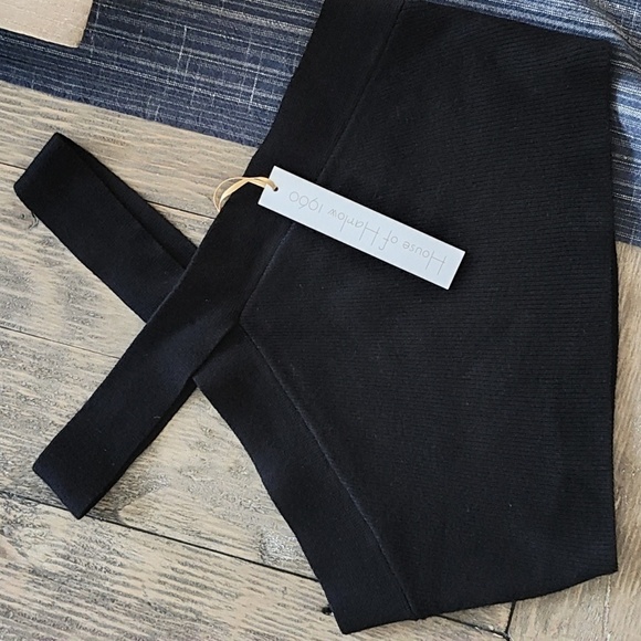 New House of Harlow Black Crop Top Size S - Picture 1 of 6